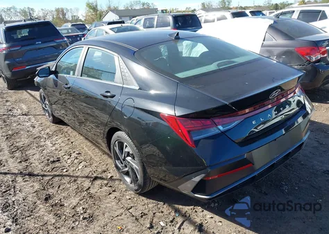 2024 Hyundai Elantra Sel z USA, uszkodzony, nr VIN KMHLS4DG0RU659347